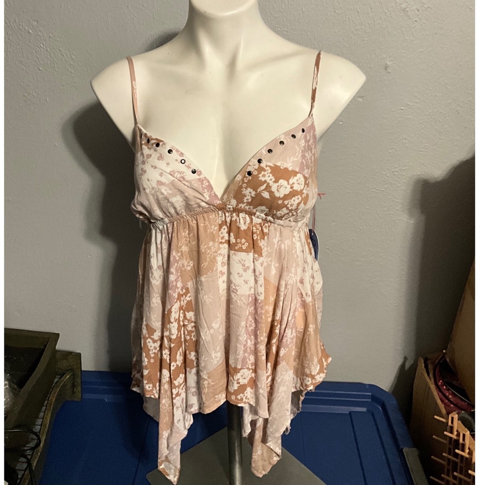 Velvet Moon Womens Medium Floral Patchwork Handkerchief Hem Boho Cami Top NWT
